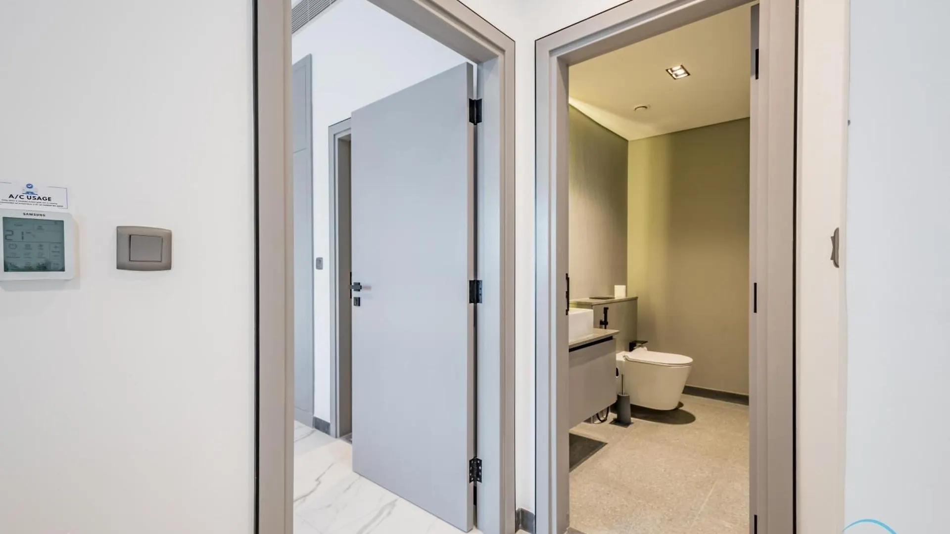 Lovely 1Br Apartment In Mag Eye 910, Mohammad Bin Rashid City By Deluxe Holiday Homes Dubai