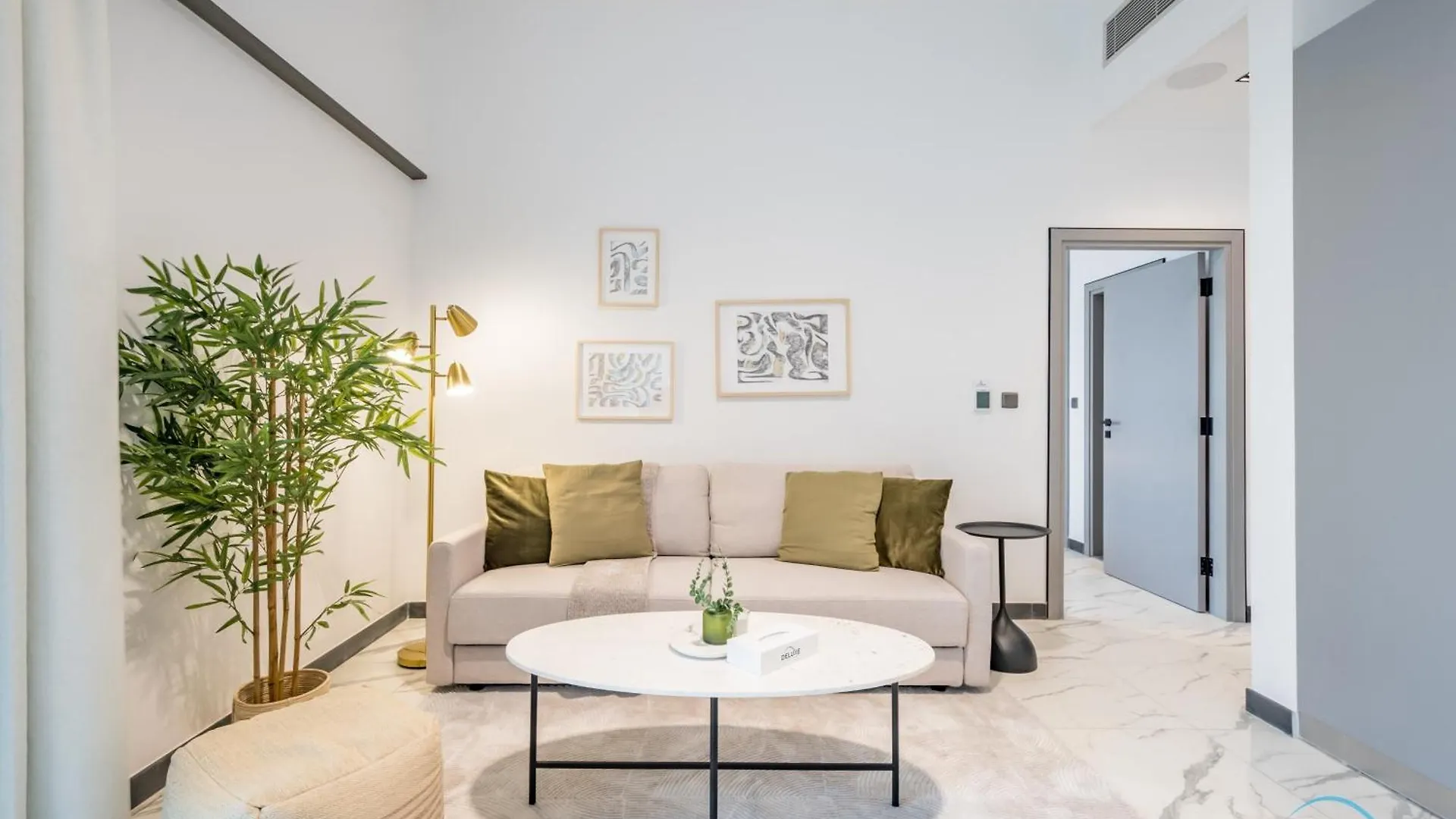 Lovely 1Br Apartment In Mag Eye 910, Mohammad Bin Rashid City By Deluxe Holiday Homes Dubai