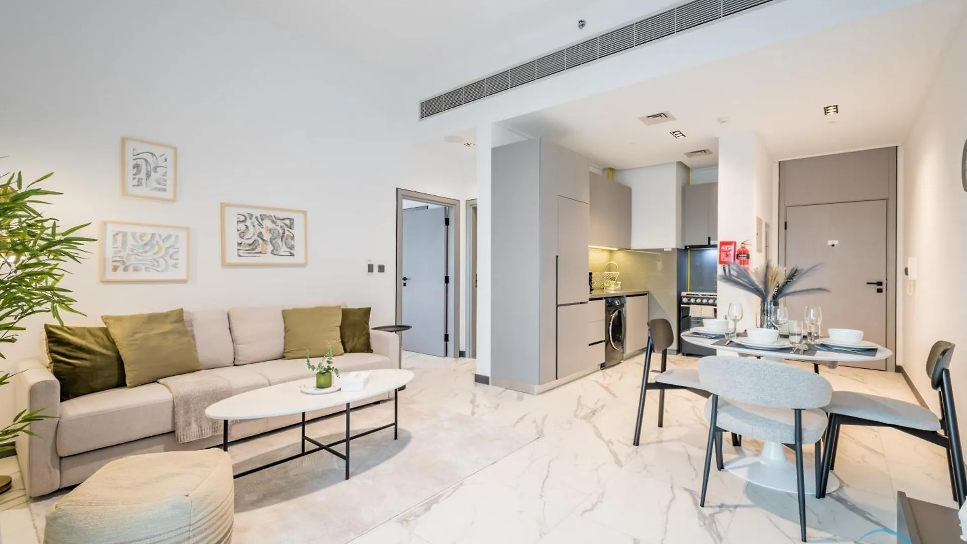 Lovely 1Br Apartment In Mag Eye 910, Mohammad Bin Rashid City By Deluxe Holiday Homes Dubai