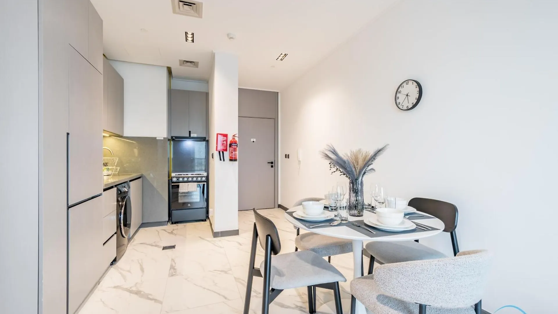 Lovely 1Br Apartment In Mag Eye 910, Mohammad Bin Rashid City By Deluxe Holiday Homes Dubai