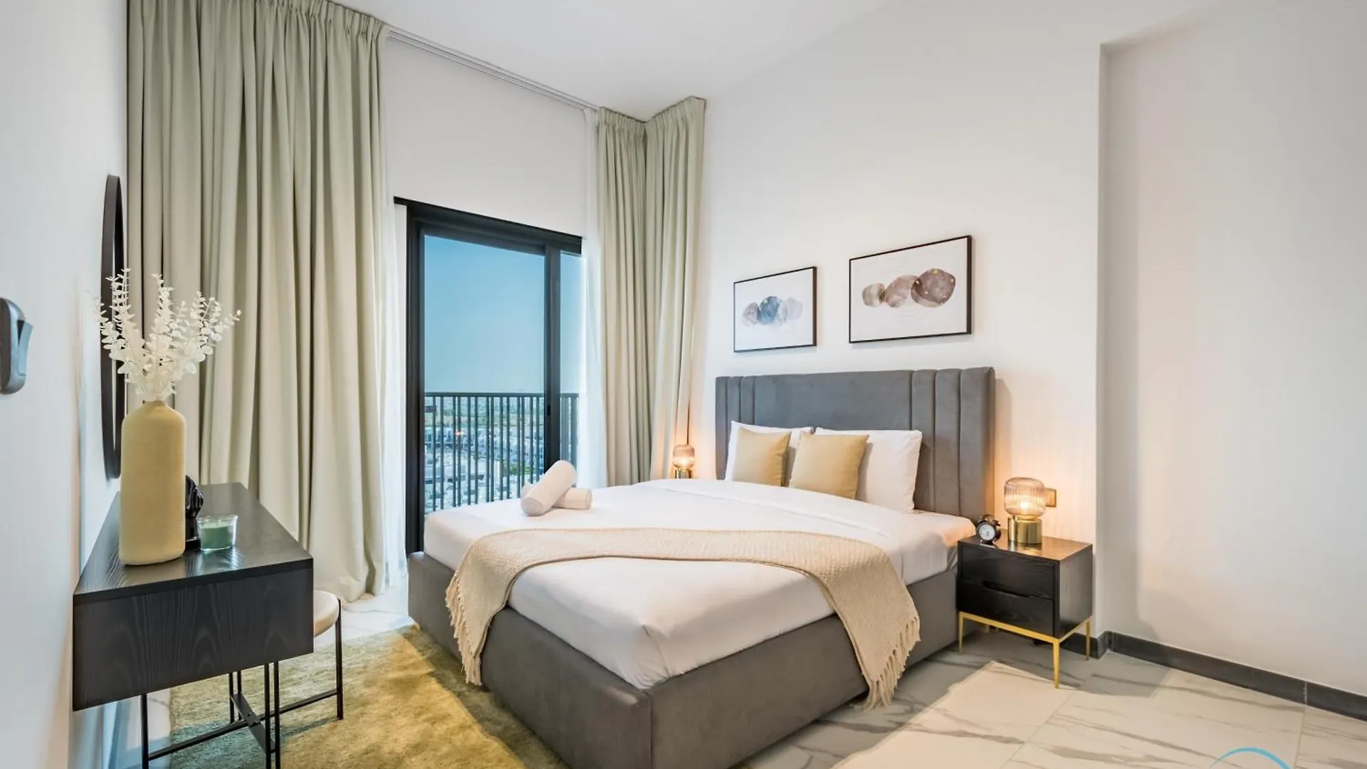 Lovely 1Br Apartment In Mag Eye 910, Mohammad Bin Rashid City By Deluxe Holiday Homes Dubai 0*,